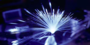 Che panorama ci aspetta dopo il raggiungimento del limite imposto dalla Legge di Moore? La fotonica e l'ottica sembrano essere degli ottimi candidati per lo sviluppo tecnologico dei futuri transistor. 