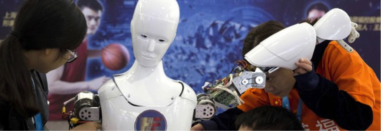 Nessuna preoccupazione alla Silicon Valley: è stato un bug di programmazione a permettere ai bot di modificare la lingua inglese per facilitare la trasmissione del messaggio.