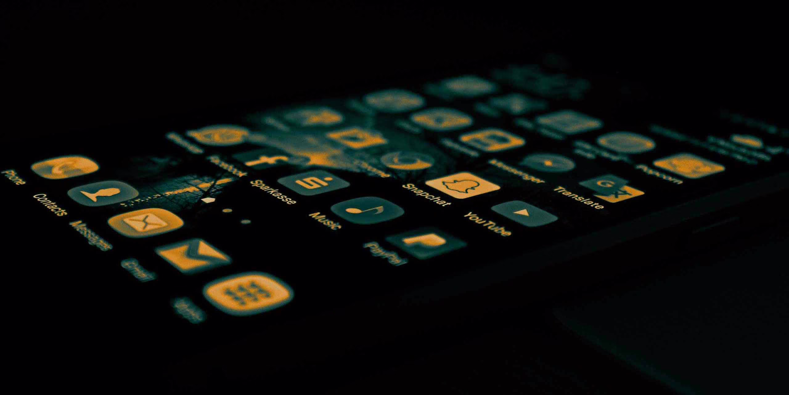 Unico evento in Europa rivolto al mondo delle App: 60 speaker italiani ed internazionali tra cui BlaBlaCar, Deliveroo, Moovit, Just Eat, DriveNow, Meetic, Mytaxi, The Fork. L’app economy crescerà del 300% nei 3 prossimi anni: 197 miliardi le app scaricate nel 2017.
