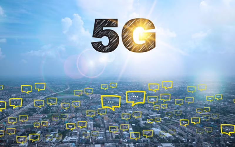 Vodafone ha realizzato la prima connessione dati 5G in Italia a Milano, con il supporto della tecnologia Massive MIMO fornita da Huawei.