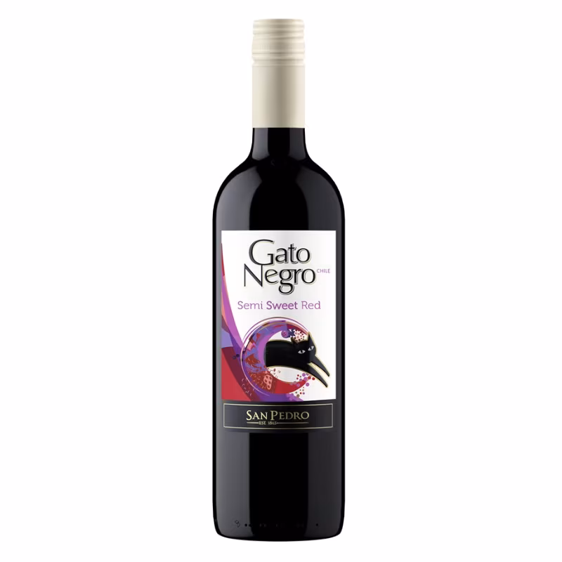 Gato Negro Semi Sweet Red 10.5% 0.75 l