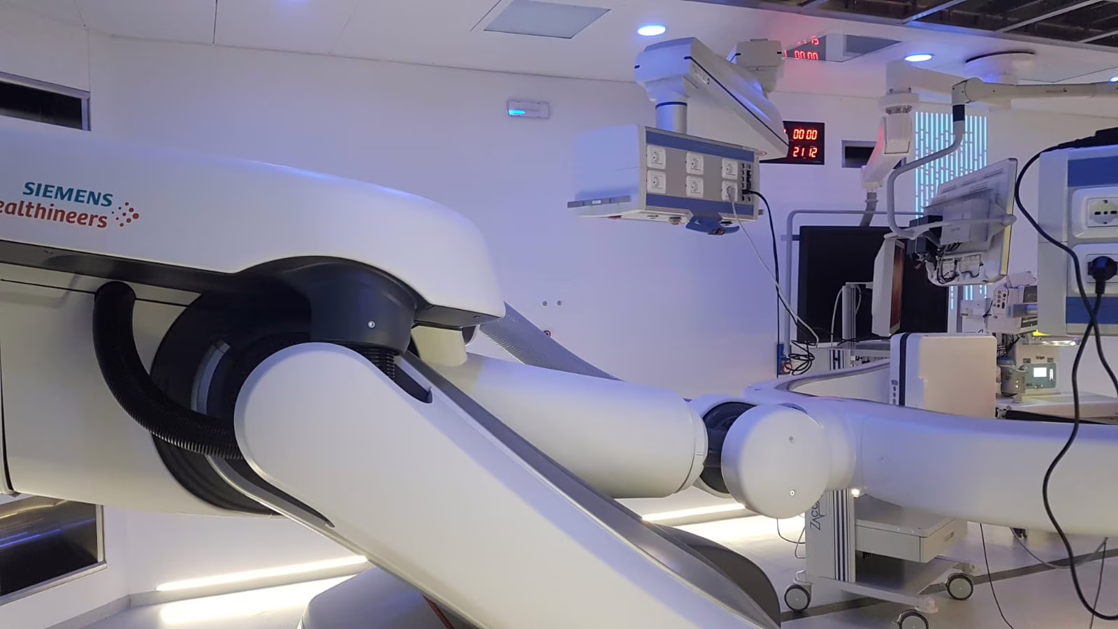 La provincia di Modena si veste di innovazione: una sala ibrida per il 2019