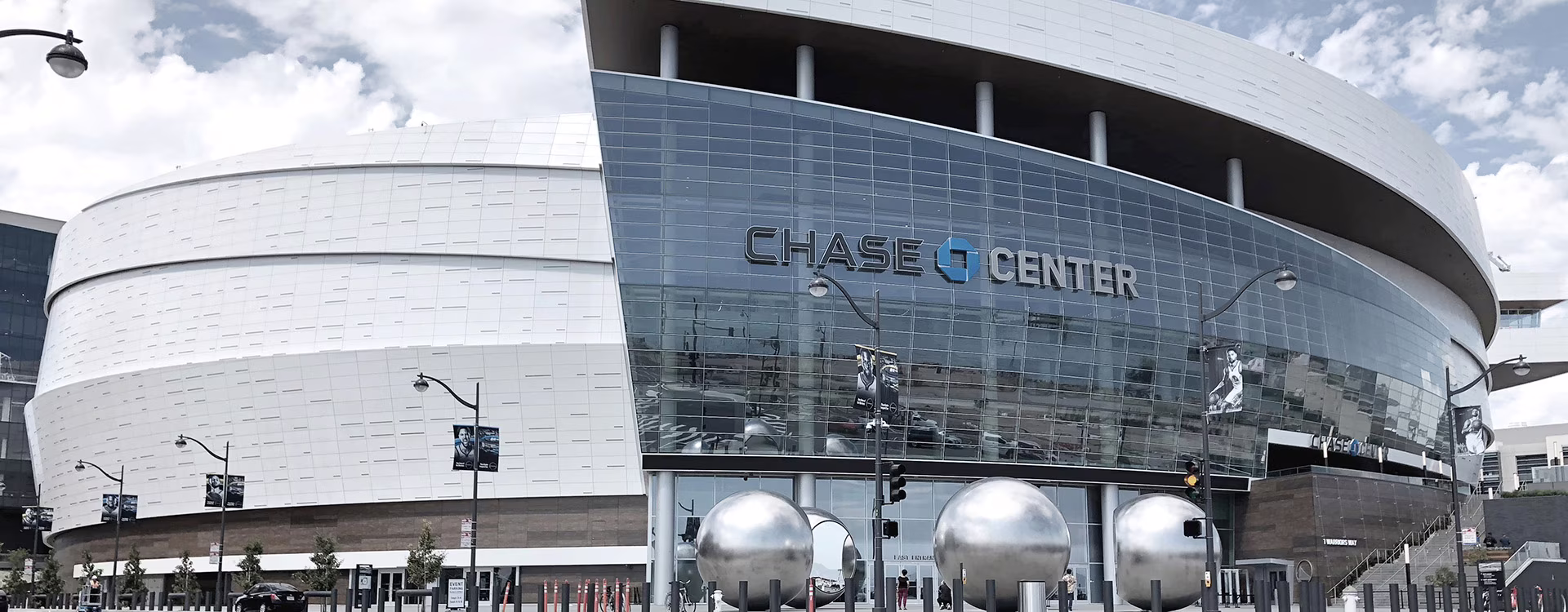 NBA, i Golden State Warriors si trasferiscono nel Chase Center