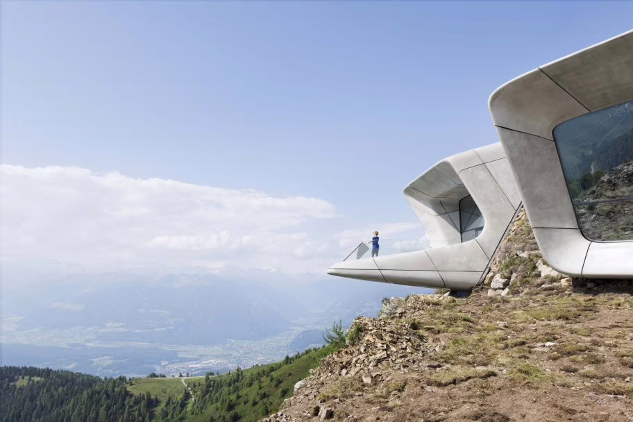 Museo Corones, la firma di Zaha Hadid tra le cime del Sudtirolo 