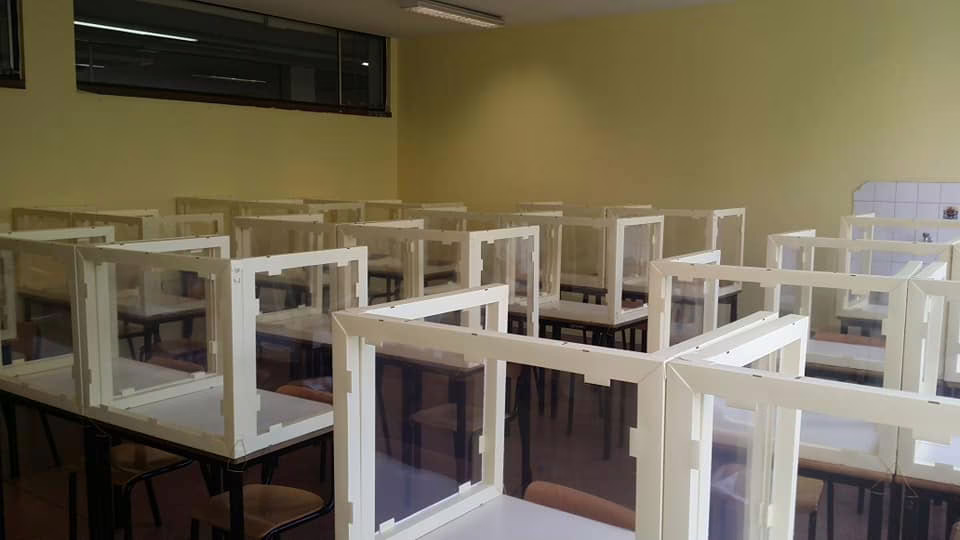 scuola settembre plexiglass