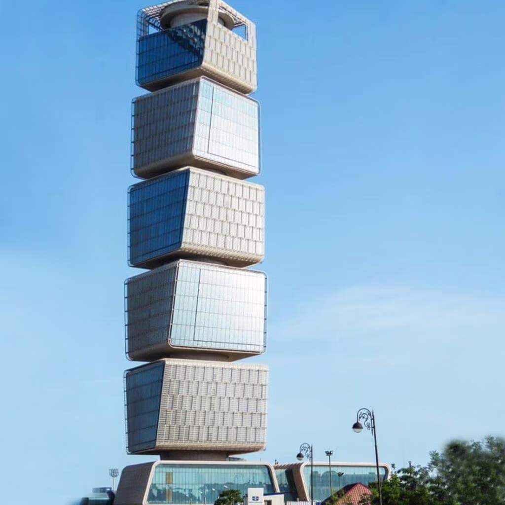 Una torre futuristica per Baku: MOT tower