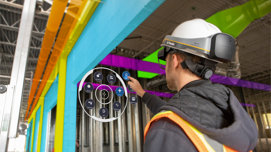 Mixed Reality in cantiere grazie all'elmetto con visore