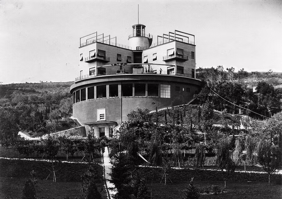 Villa Girasole, la casa che ruota su se stessa