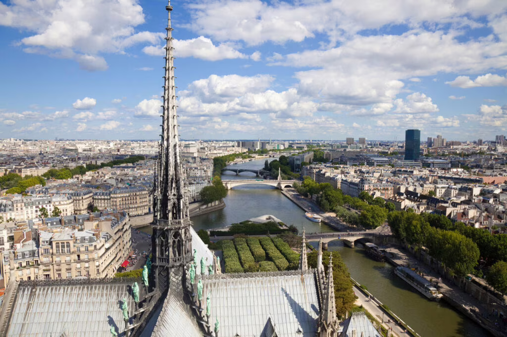 incendio notre dame
