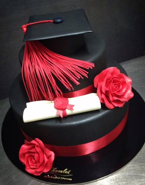 immagini torta laurea