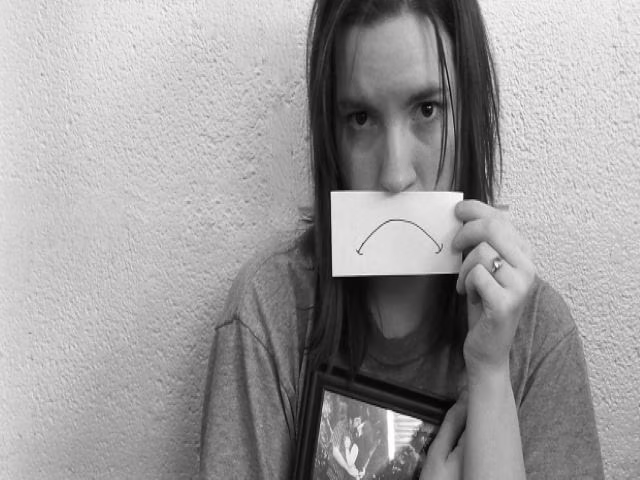 immagini di donne tristi