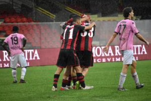 Foggia-Palermo 2-0