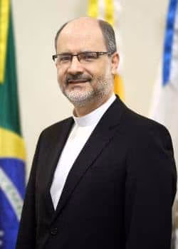 Como evitar as fake news sem colocar em risco a liberdade de expressão? - Jornal O São Paulo