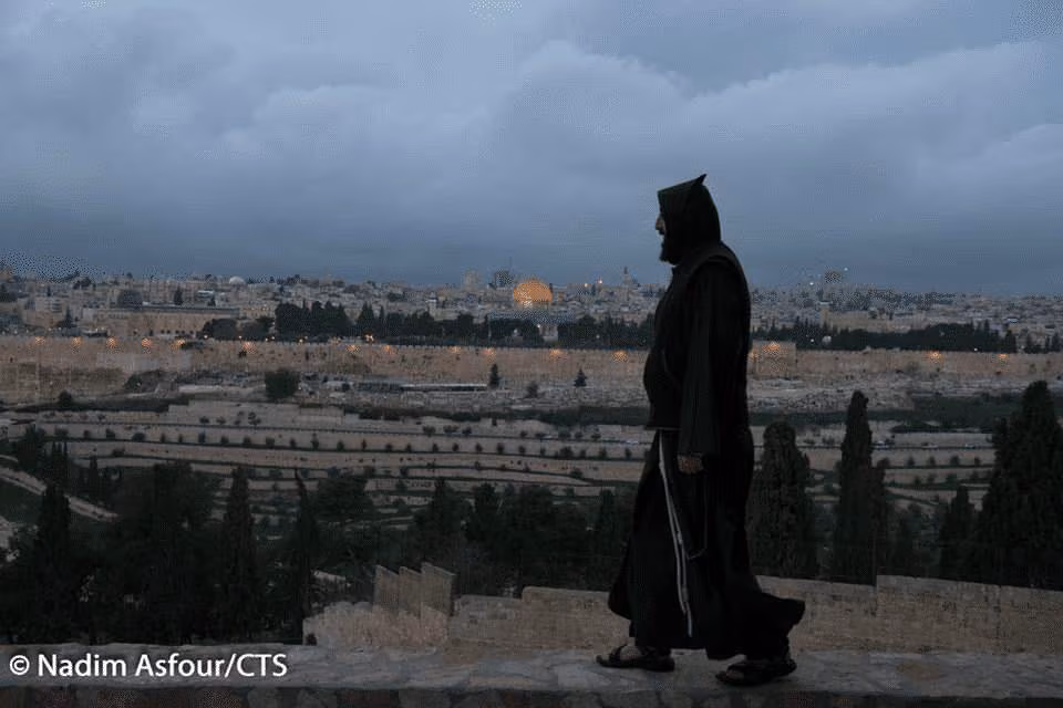 Franciscanos são responsáveis pelos lugares santos há mais de 800 anos (Foto: Nadim Asfour/Custódia da Terra Santa) - Jornal O São Paulo