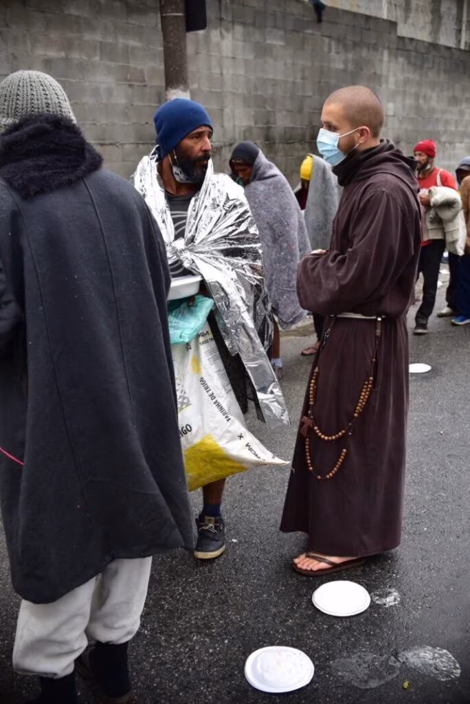 Algumas pessoas consagram a vida a Deus para servir os mais pobres (Foto: Luciney Martins/O SÃO PAULO) - Jornal O São Paulo