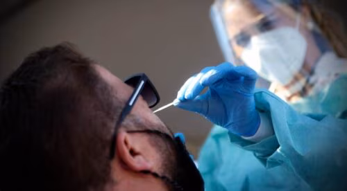 São Paulo registra 24 infecções simultâneas por covid-19 e influenza