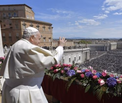 Francisco, no Domingo da Páscoa: deixemo-nos vencer pela paz de Cristo! - Jornal O São Paulo