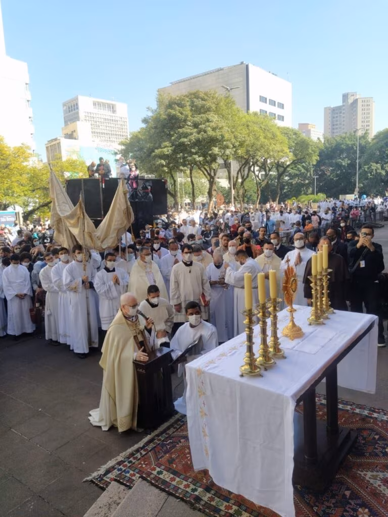 Corpus Christi: ‘A celebração da Eucaristia é o centro de toda a vida da Igreja’ - Jornal O São Paulo