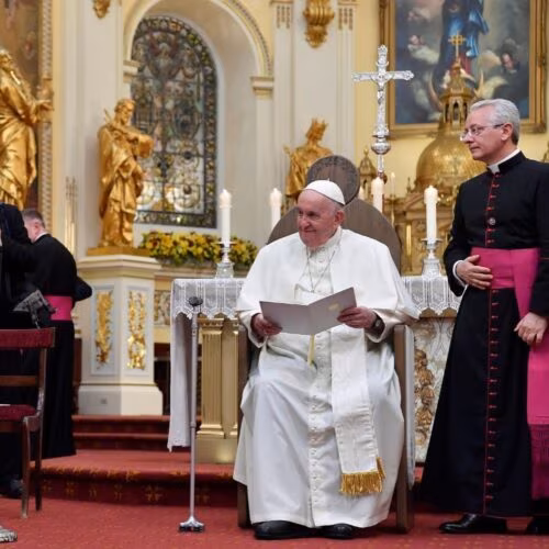 Papa: é preciso anunciar o Evangelho ‘pelo testemunho transbordante de amor gratuito’ - Jornal O São Paulo