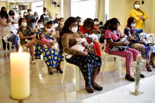 No Dia Internacional da Mulher, Amparo Maternal lança publicação sobre suas atividades - Jornal O São Paulo