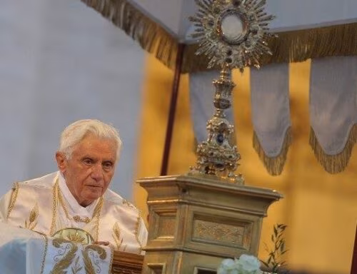Leia o testamento espiritual de Bento XVI - Jornal O São Paulo