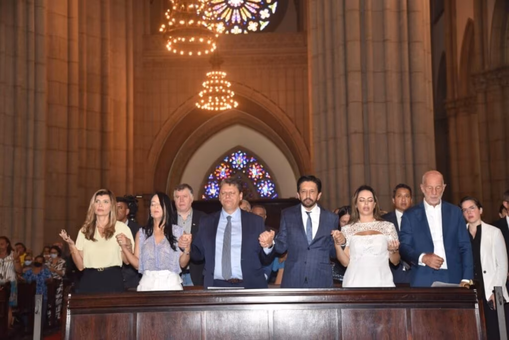 ‘Que São Paulo Apóstolo nos contagie com seu vigor e coragem para a realização do bem’