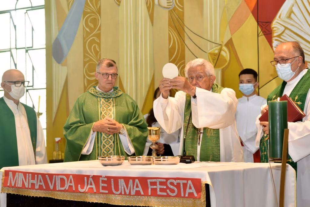 ‘Minha grande honra na vida é ser discípulo-missionário de Jesus’, diz Dom Angélico aos 90 anos - Jornal O São Paulo