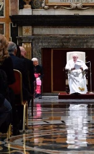 Papa encontra agentes de segurança: “trabalhem pela paz” - Jornal O São Paulo
