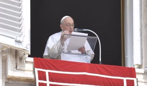 Suplicar a Nossa Senhora do Rosário o dom da paz, em particular para a Ucrânia - Jornal O São Paulo