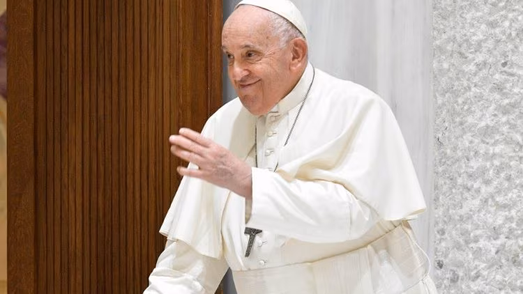 Papa Francisco: ‘Sonho com uma Igreja próxima das pessoas’, na concretude e nas nuances do dia a dia - Jornal O São Paulo