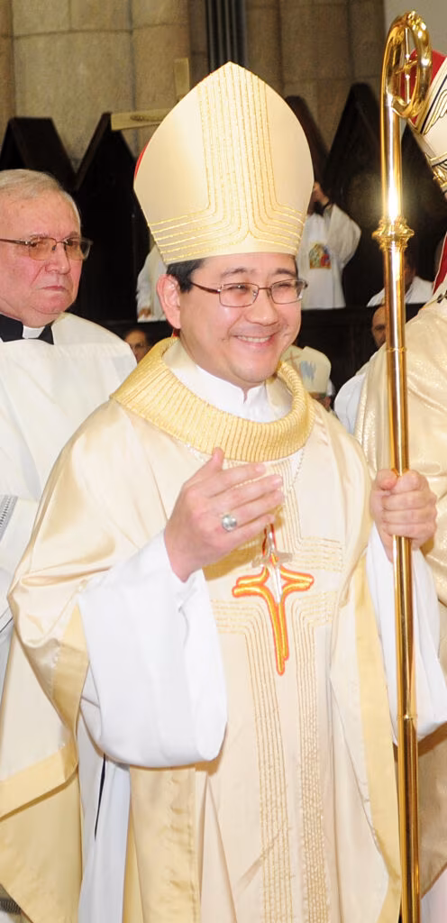 Livro conta a história de Dom Julio Endi Akamine, primeiro arcebispo nipo-brasileiro - Jornal O São Paulo