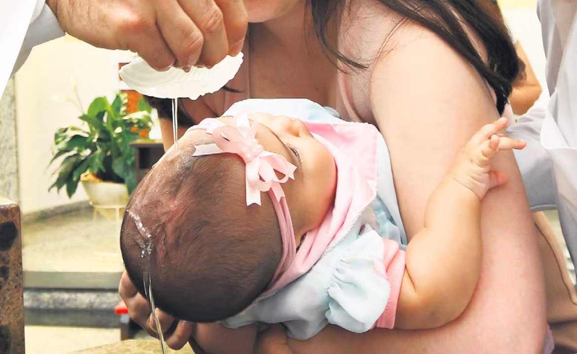 Os avós podem batizar os netos?  - Jornal O São Paulo