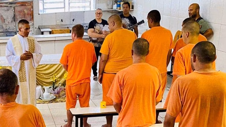 Pastoral Carcerária: presença do Papa junto a detentos dá esperança à realidade do Brasil - Jornal O São Paulo