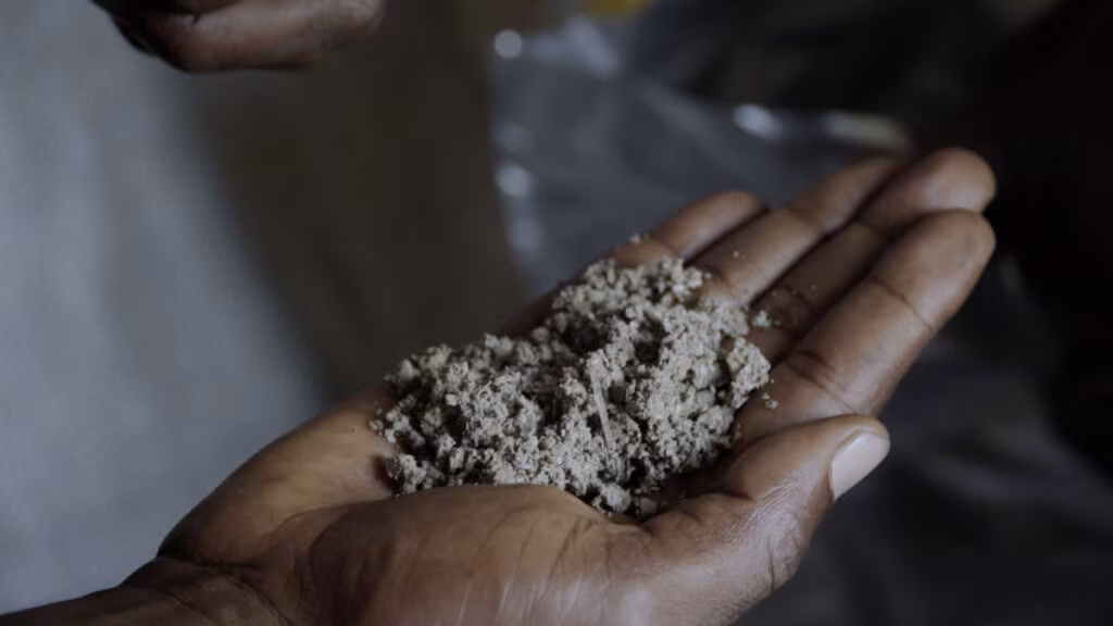 Serra Leoa: Presidente declara emergência nacional devido ao abuso de drogas - Jornal O São Paulo