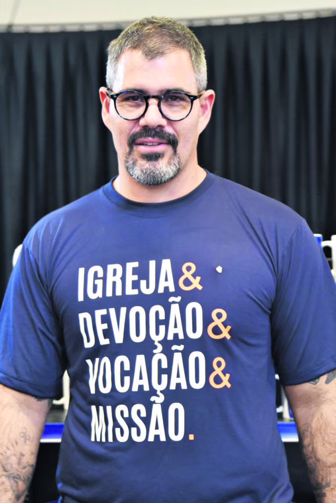 Juliano Cazarré: ‘Por que não dar chance à vida e afogar o mal com o bem?’ - Jornal O São Paulo