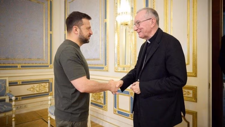 Enviado do Papa à Ucrânia, Cardeal Parolin tem encontro com Zelensky - Jornal O São Paulo
