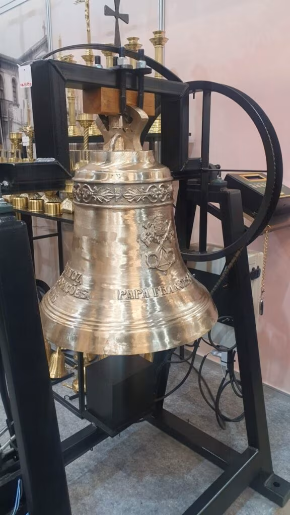 ExpoCatólica: Os sinos tocam e ressoam anos de tradição - Jornal O São Paulo