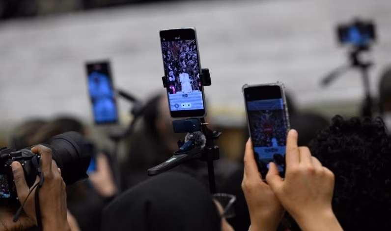 Papa convoca comunicadores a partilhar com mansidão e proximidade - Jornal O São Paulo