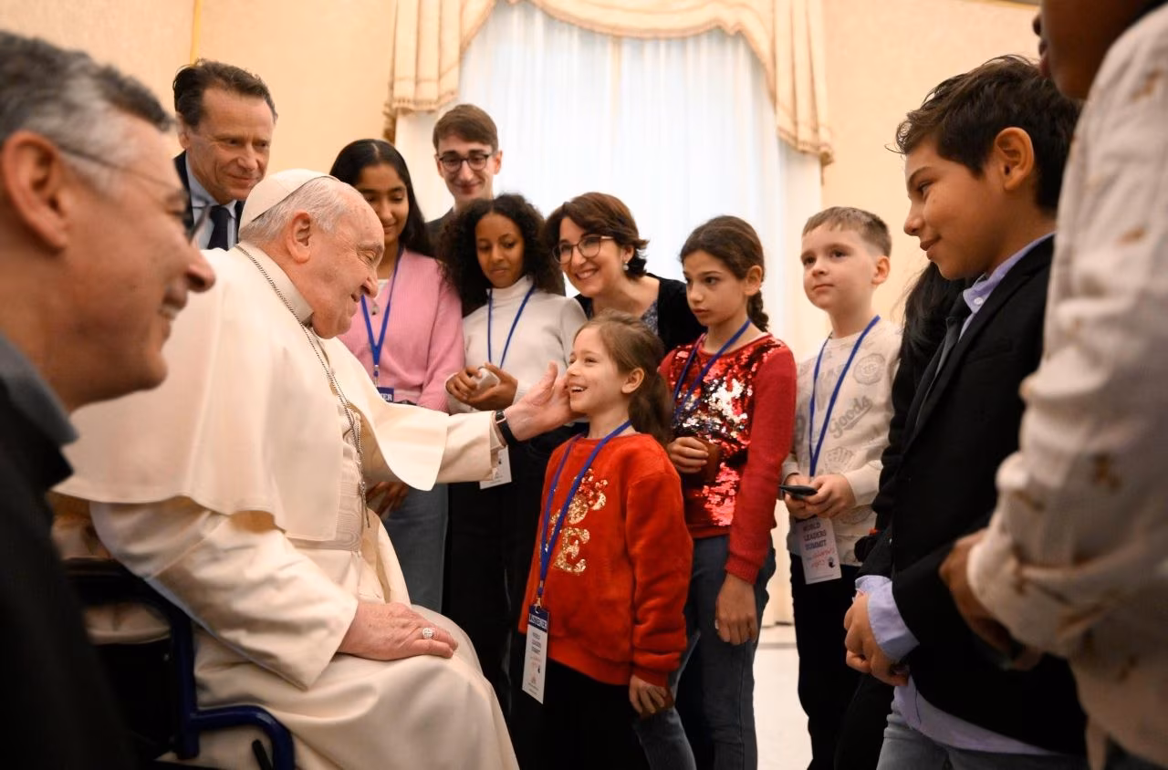 Papa Francisco: nada vale mais do que a vida de uma criança - Jornal O São Paulo