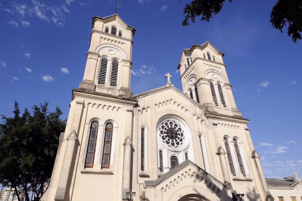 Basílica Menor de Sant’Ana acolhe peregrinos do Jubileu nos 130 anos da Paróquia - Jornal O São Paulo