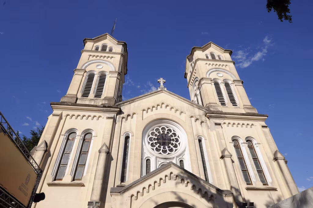 Basílica Menor de Sant’Ana acolhe peregrinos do Jubileu nos 130 anos da Paróquia - Jornal O São Paulo