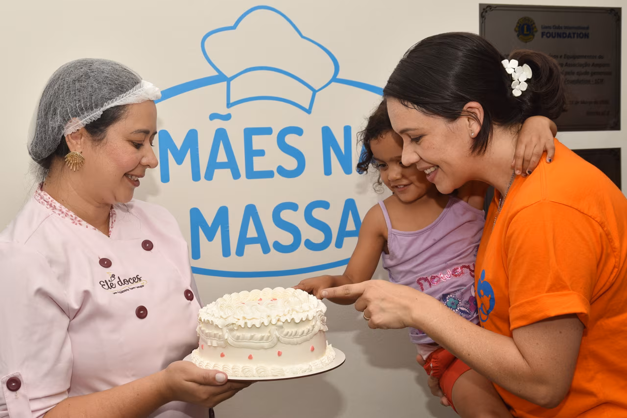 Associação Amparo Maternal inaugura a Padaria Social ‘Mães na Massa’ - Jornal O São Paulo