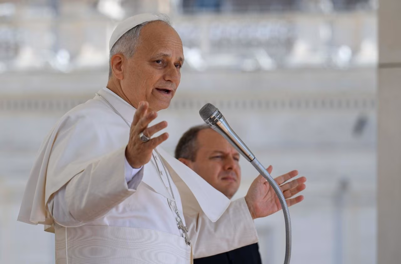 Papa: “bulimia” de ligações nas redes sociais, comunicar com honestidade e prudência - Jornal O São Paulo