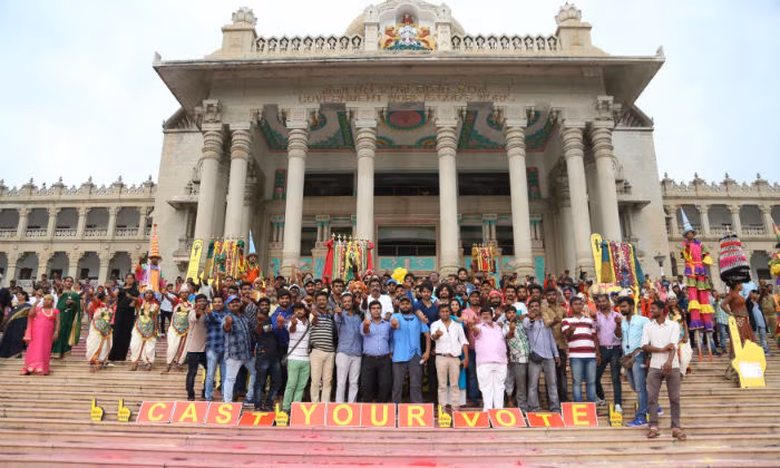 Yogaraj Bhat 1