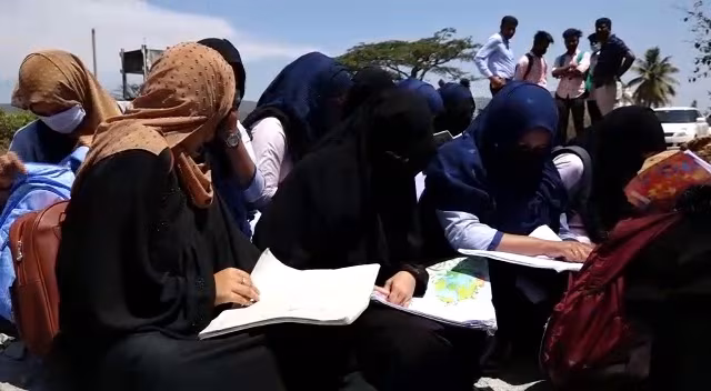 hijab 1