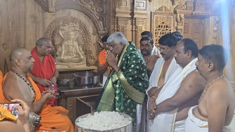 HD Revanna Mantralaya Visit