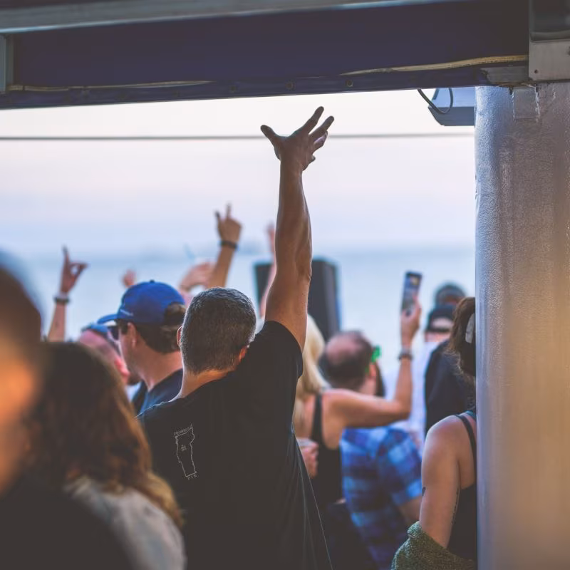 Mahi Cruises summer Music