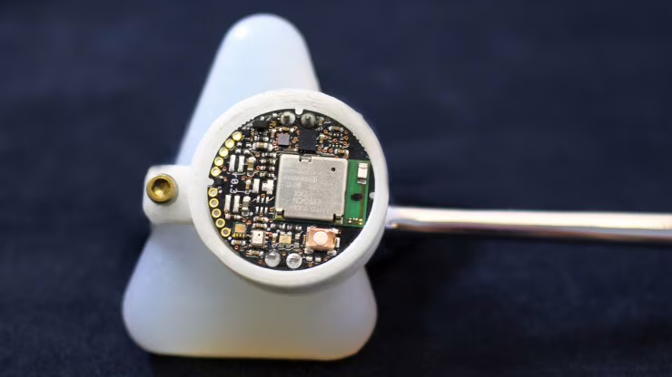 Il martello intelligente per l'esame del riflesso tendineo. Fonte: Georgia Tech Institute for Electronics and Nanotechnology