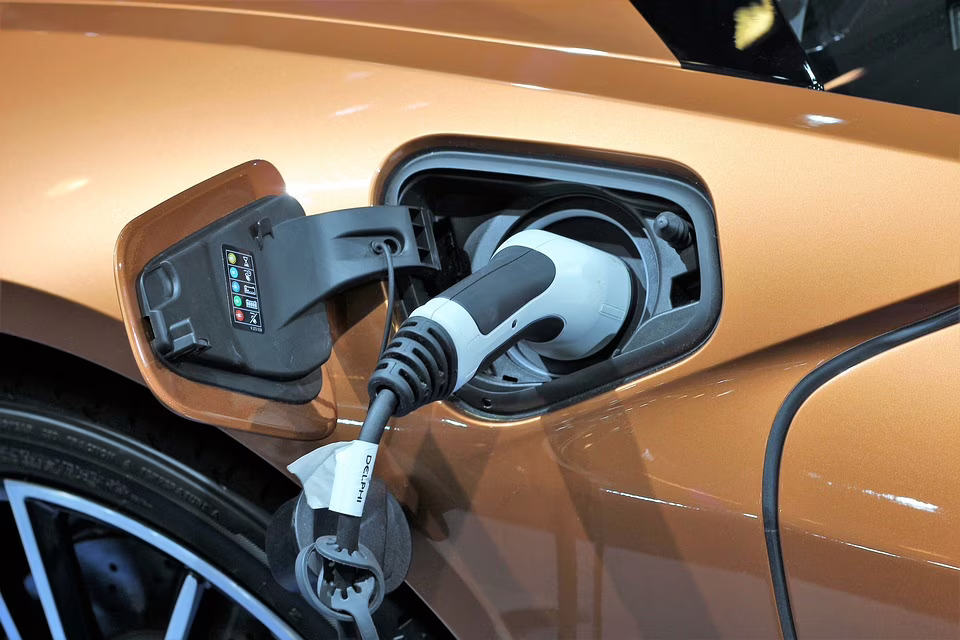 Batteria elettrica al litio : elemento fondamentale delle auto elettriche
