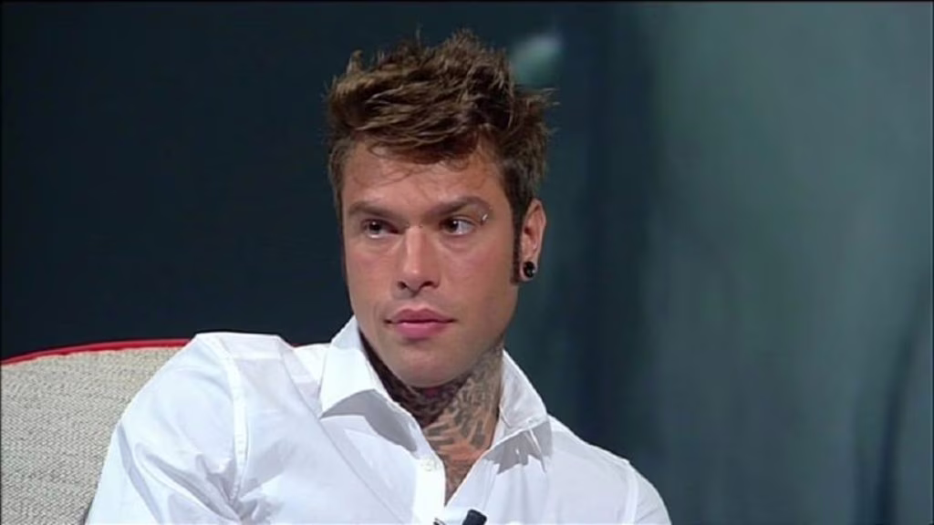 Fedez ricoverato per un’emorragia interna causata da due ulcere